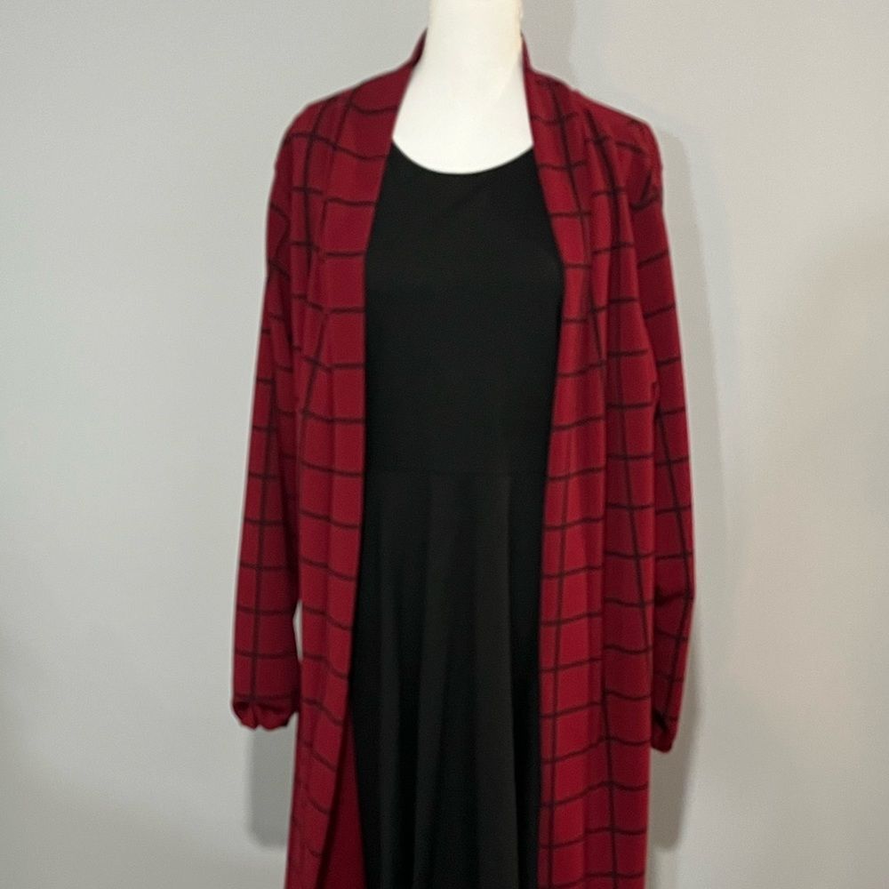 Boohoo red and black windowpane duster size 18 EUC lightweight - Picture 12 of 13